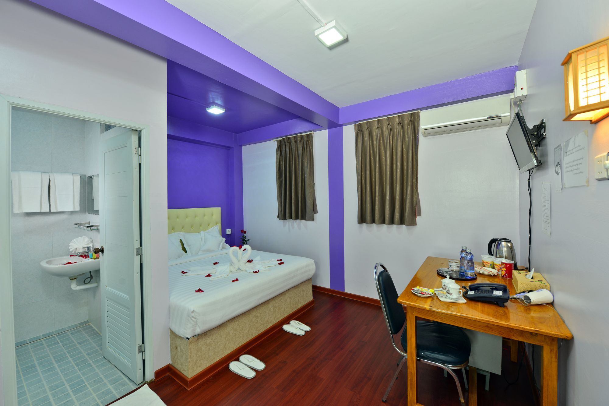 Okkala Hotel Yangon Exterior foto